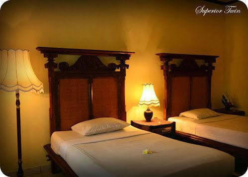 The Rishi Candidasa Beach Resort Bagian luar foto